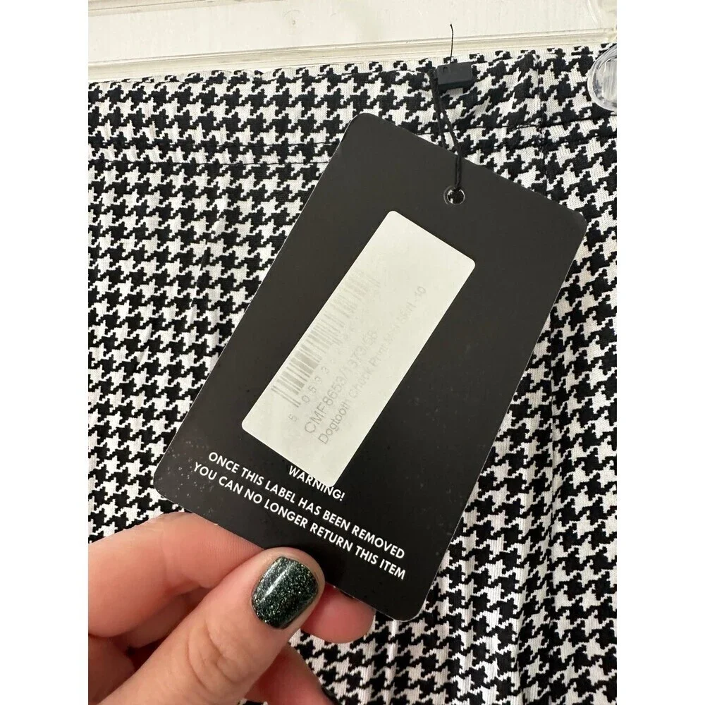 PrettyLittleThing Women’s size 6 Houndstooth Skirt